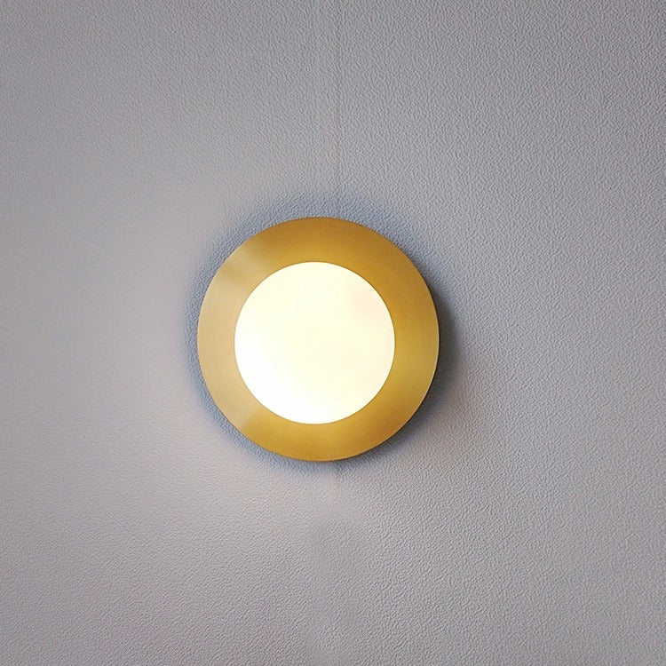 Glenyurri Orb Glow Wall Light