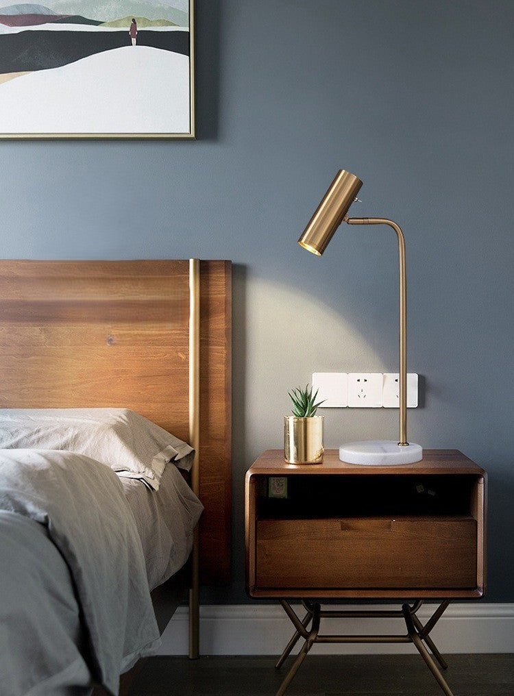 Feyron Spotlight Table Lamp