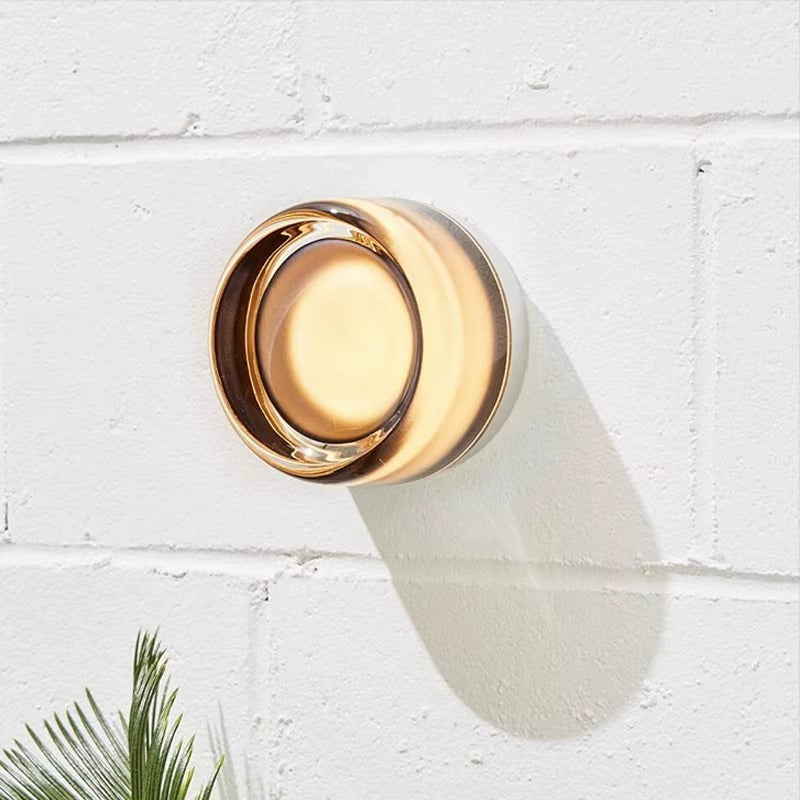 Kinnparno Rounded Base Wall Ceiling Lamp