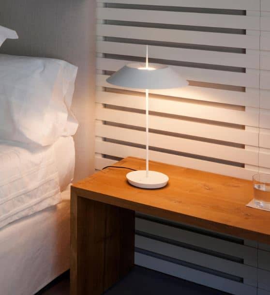 Tonasha Modern Simplistic Table Lamp