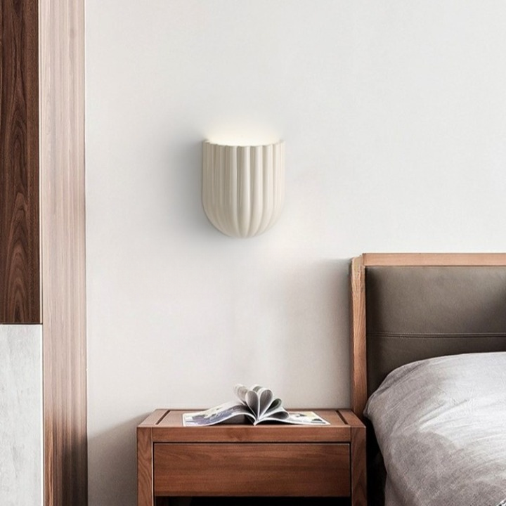 Jonsja Coloured Grooves Wall Lamp