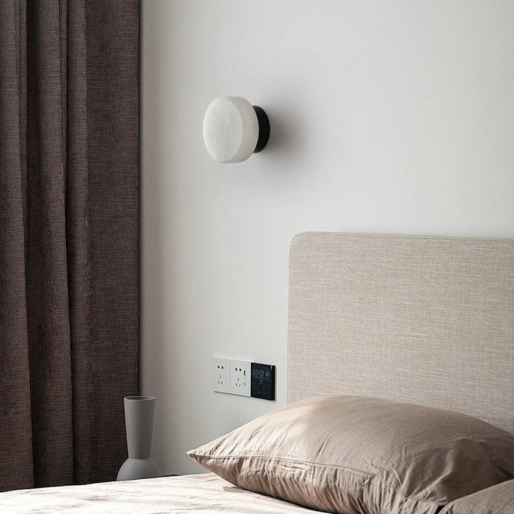 Haeirma Frosted Glow Wall Lamp