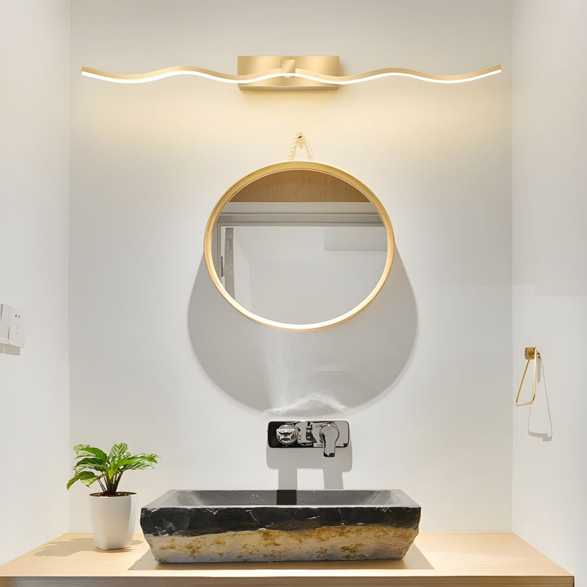 Waveform Linear Wall Light