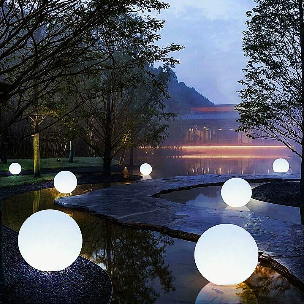 Luashoodom Round Globe Ball Outdoor Decorative Floor Lamp