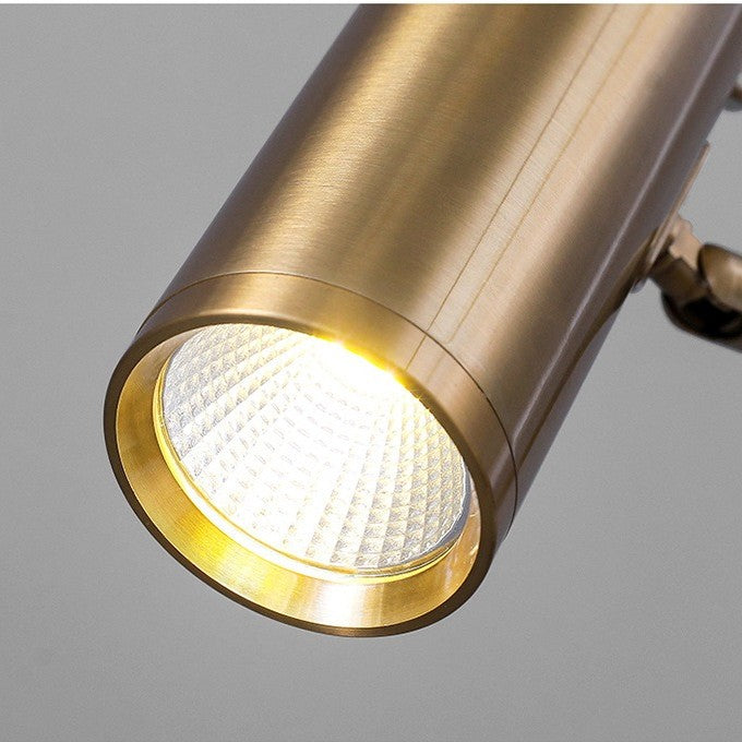 Feyron Spotlight Table Lamp