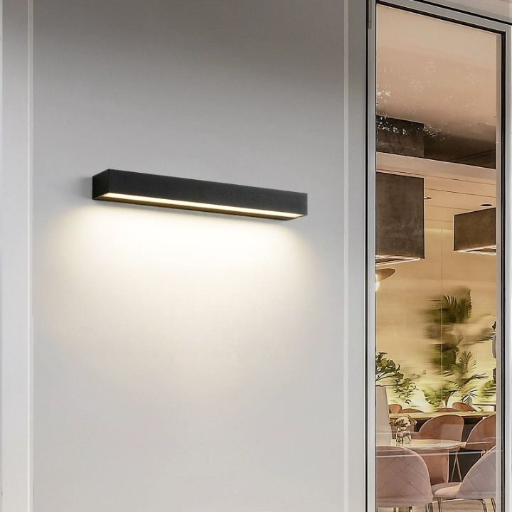 Rubanja Rectangular Outdoor Wall Light