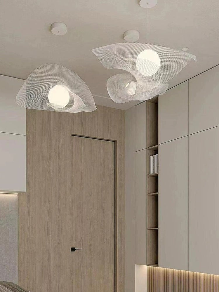 Averi Sculptural Mesh Pendant Light
