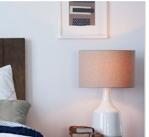 Yeusorn Vase Body Table Lamp