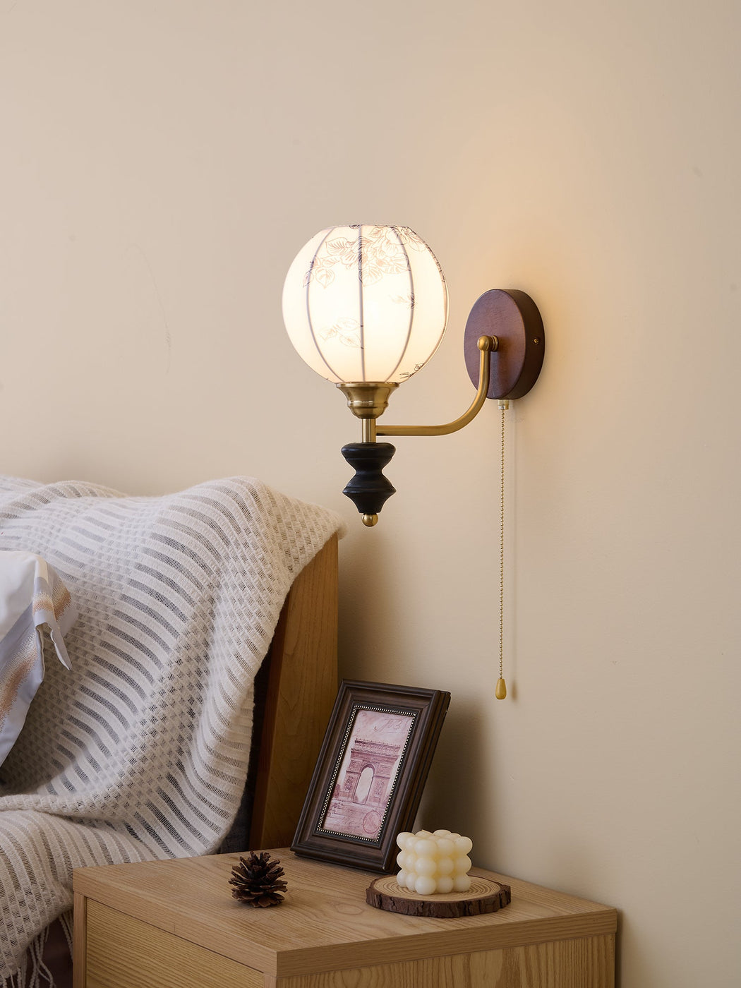 Clarendon Wall Lamp