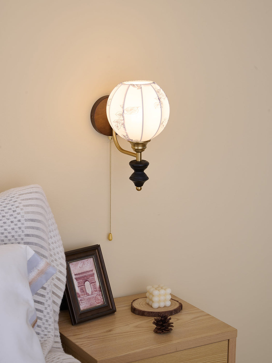 Clarendon Wall Lamp