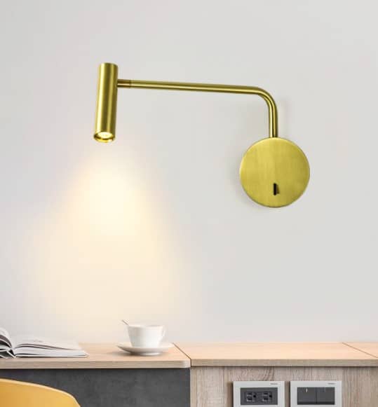 Njála Swing Arm Wall Lamp
