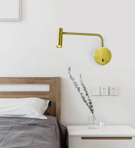 Njála Swing Arm Wall Lamp