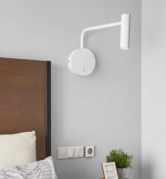Njála Swing Arm Wall Lamp
