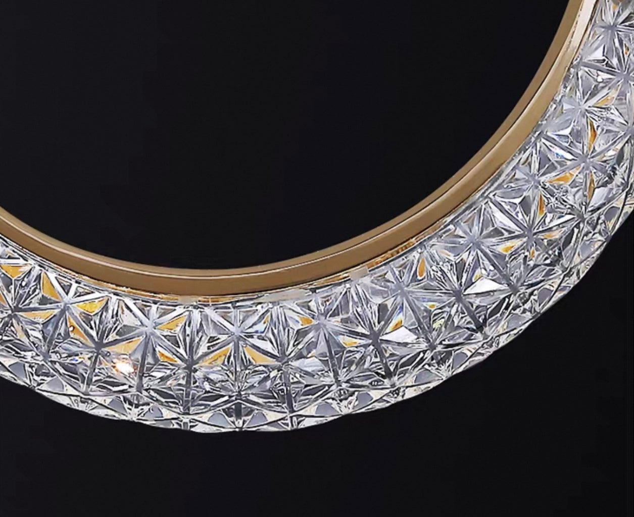 Crystal round light