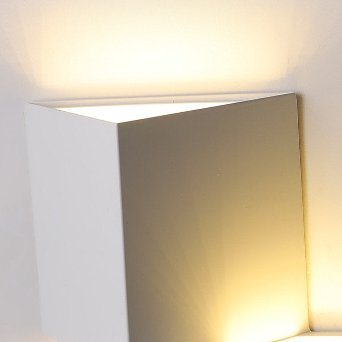 LED Simple Modern Cubic Design Wall Light