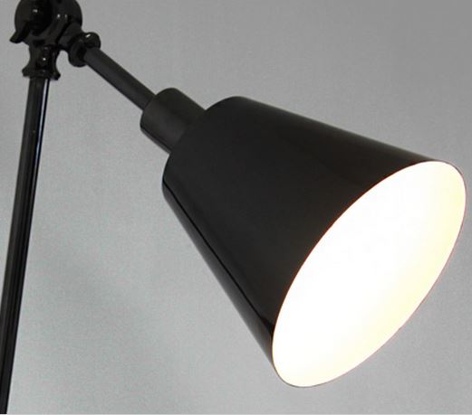 FRIDEBORG Classic Wall Lamp
