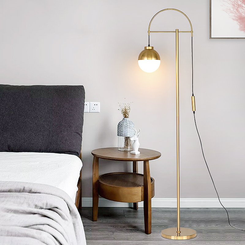 Erling Contemporary Streamlined Floor Lamp