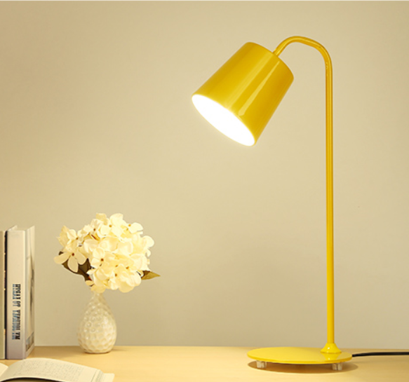 Allan Industrial Chic Eye-Catching Desk Reading Lamp