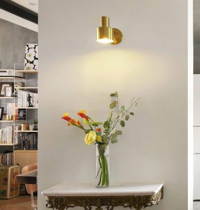 Huldana Brass Wall Lamp