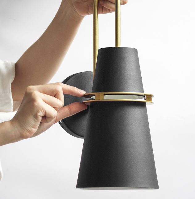 Magnuto Minimalist Classy Tall Slit-Cone Wall Lamp