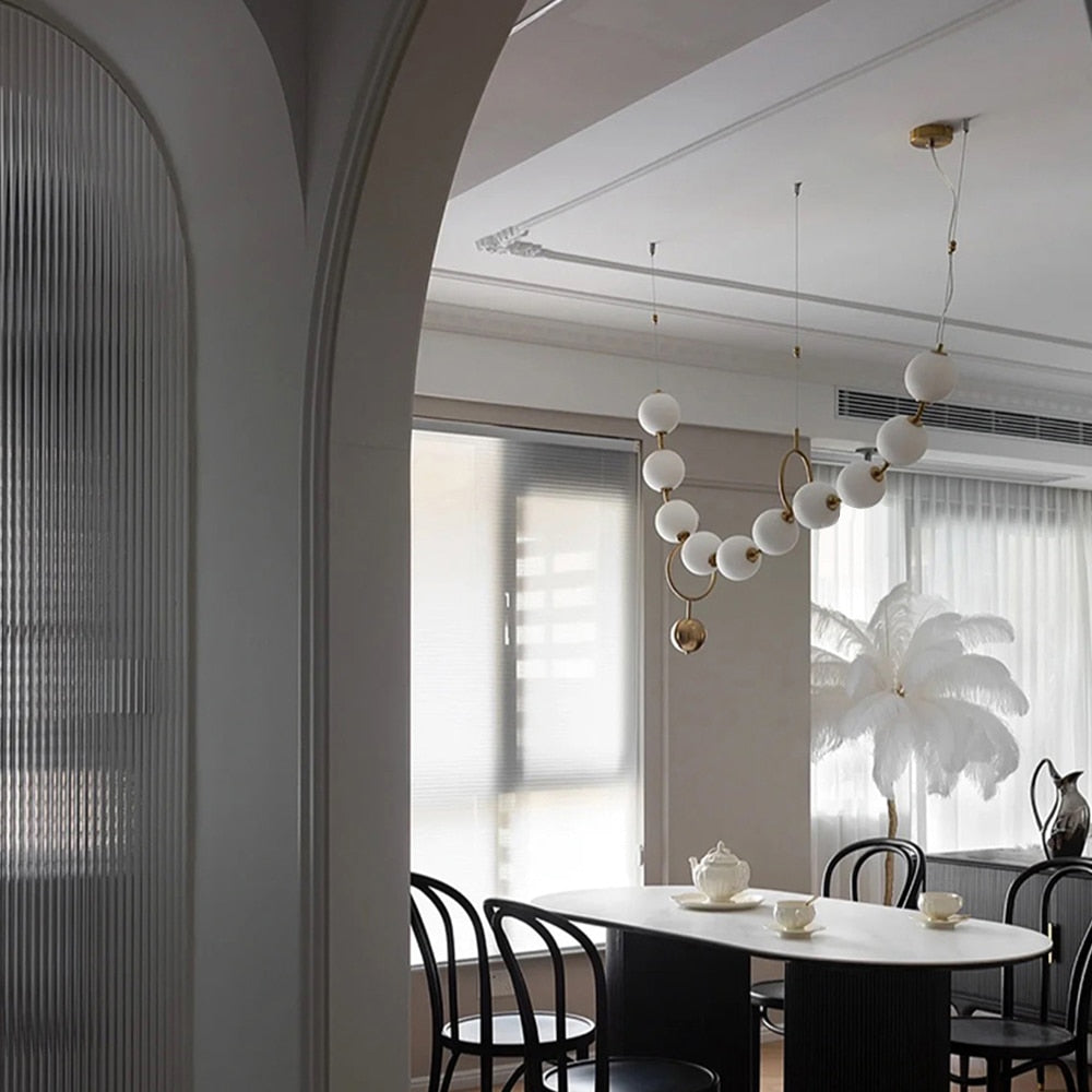 Modern White pvc Ball Pendant Lamp For Restaurant Hall Creative Necklace Chandelier Dining Room Kitchen Designer Lighting Led