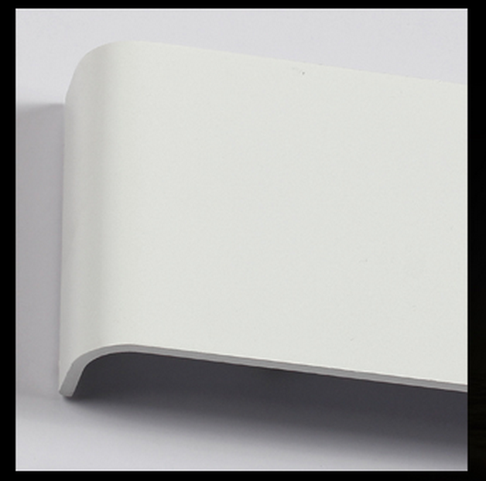 Orestes Contemporary Chic Sleek Wall Lamp