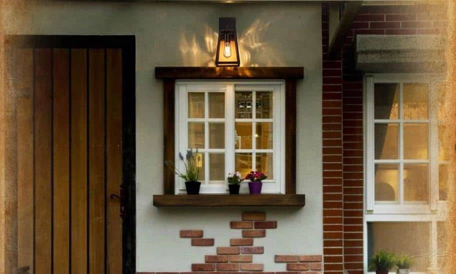 Gjord Pandora Trapezium Wall Light