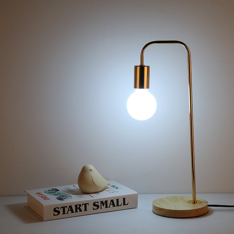 Peer Wooden Base Stylish Table Lamp