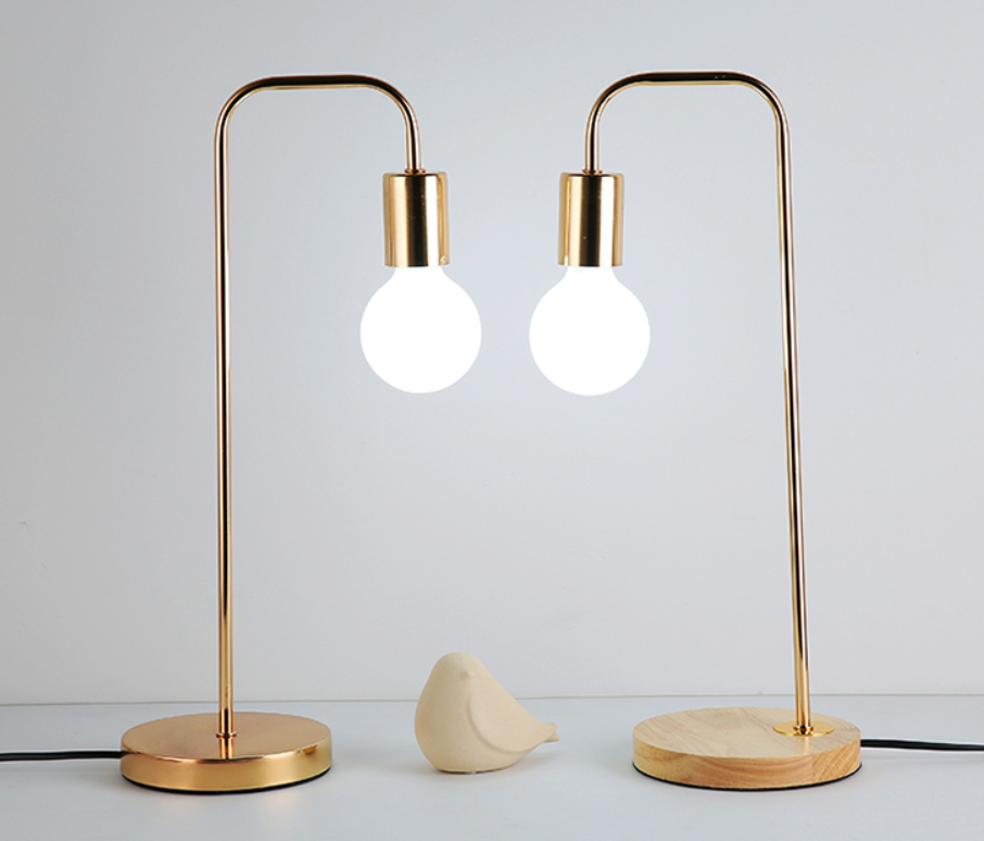 Peer Wooden Base Stylish Table Lamp