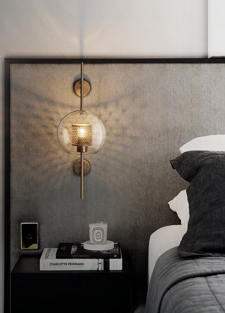 Ramoosin Clear Glass Metal Grill Wall Lamp