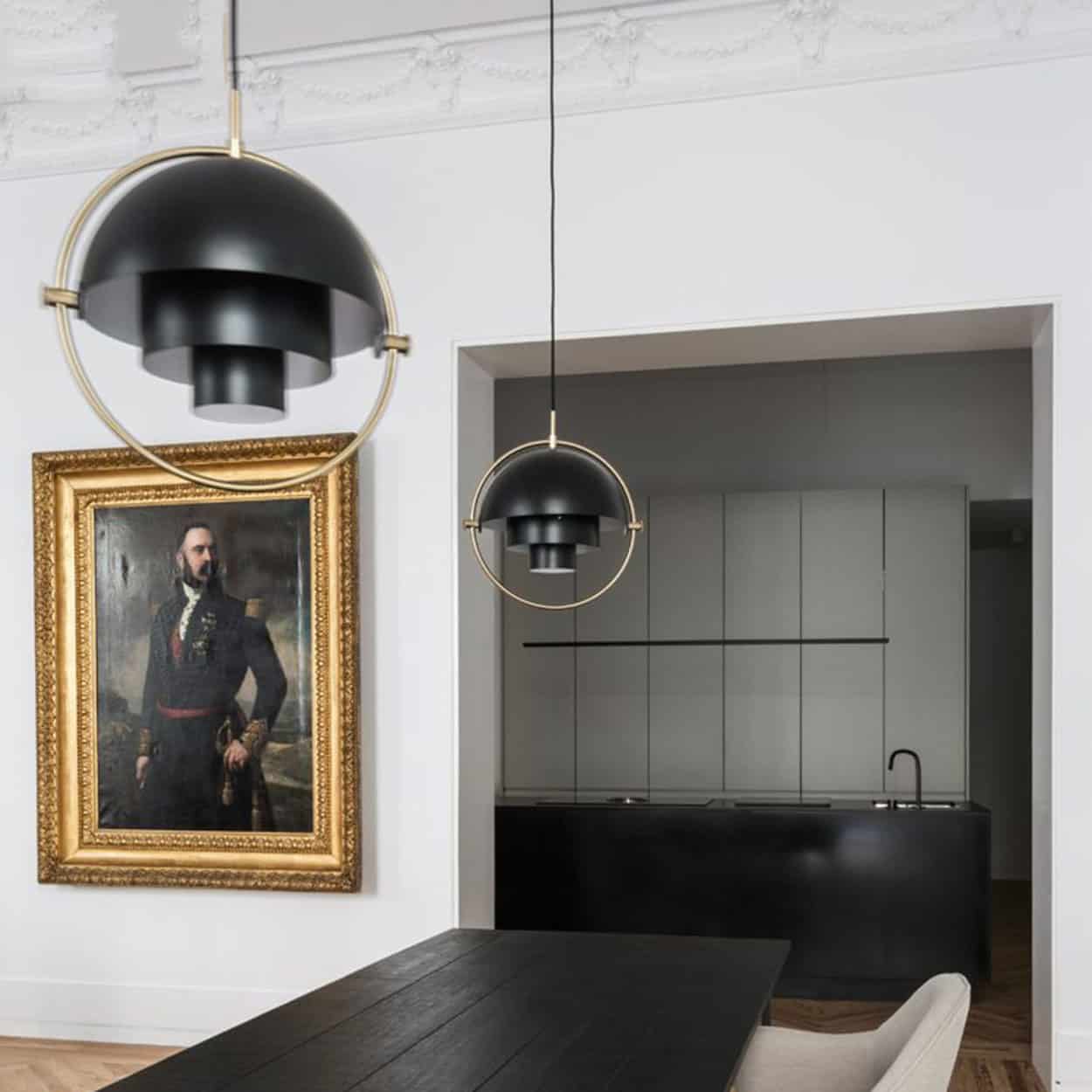 Srokivar Mystic Ring Globe Pendant Lamp