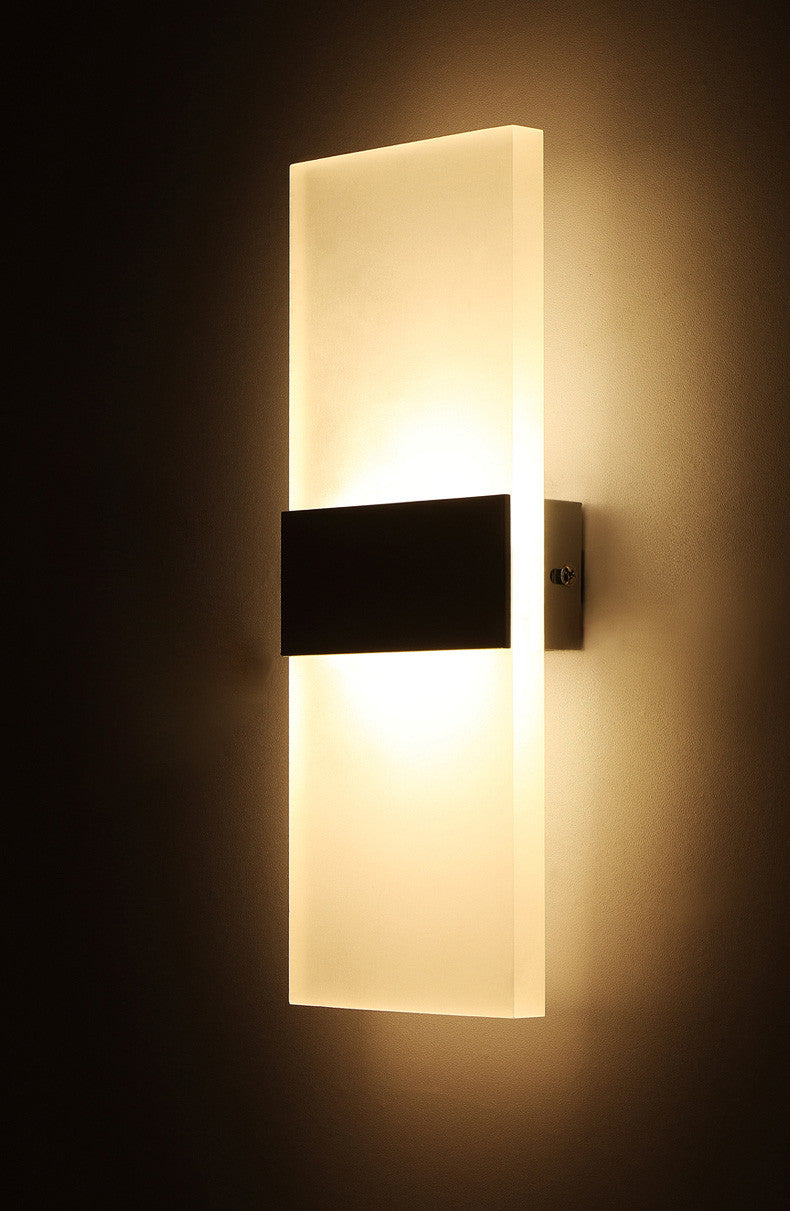 Dorca Wall Light - Catalogue.com.sg
