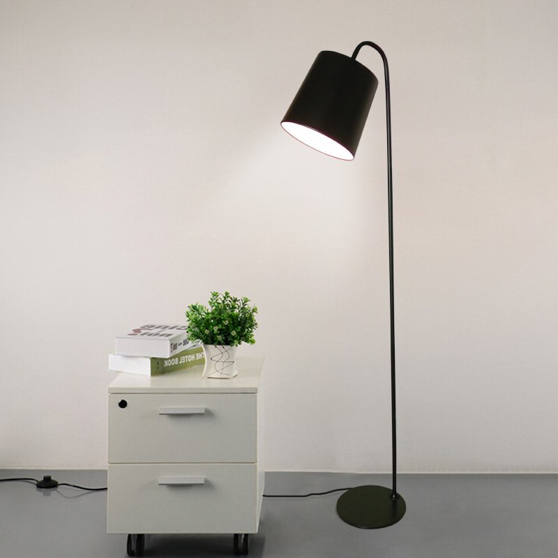 Vilfred Nordic Modern Standing Floor Lamp