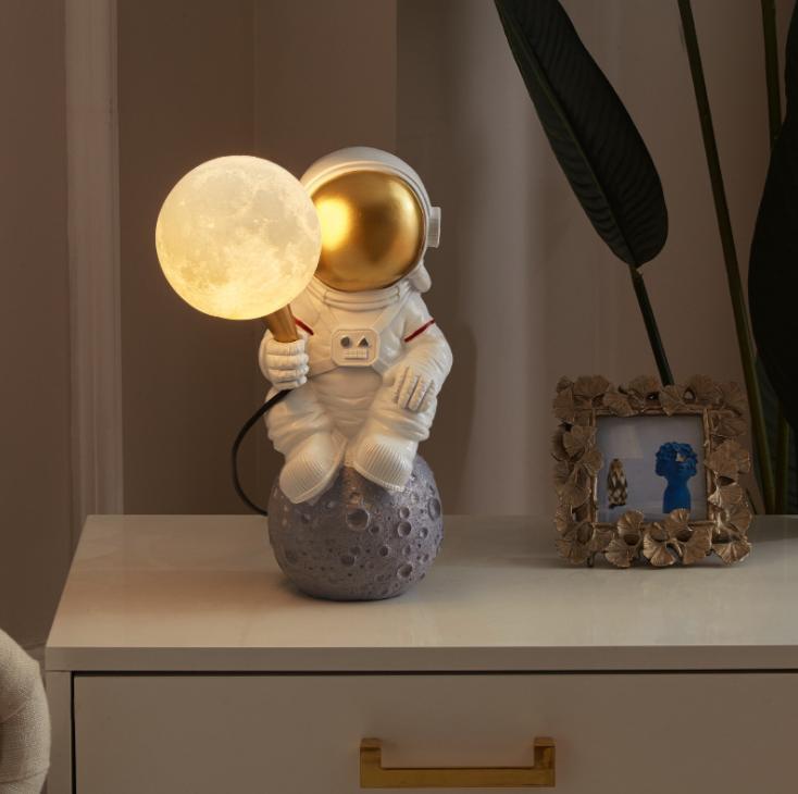LED Resin Astronaut Creative Table Lamp