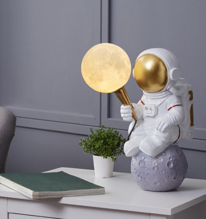 LED Resin Astronaut Creative Table Lamp